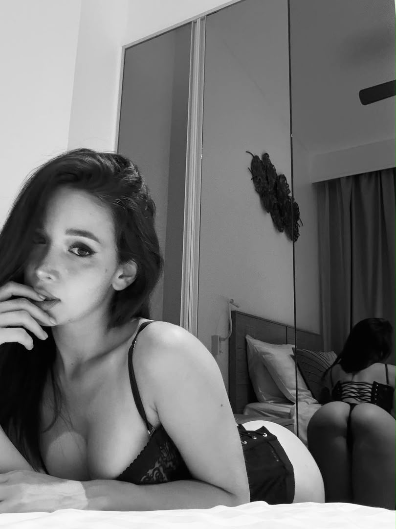 Jessica Indépendante - Photographie d'art intimiste 42