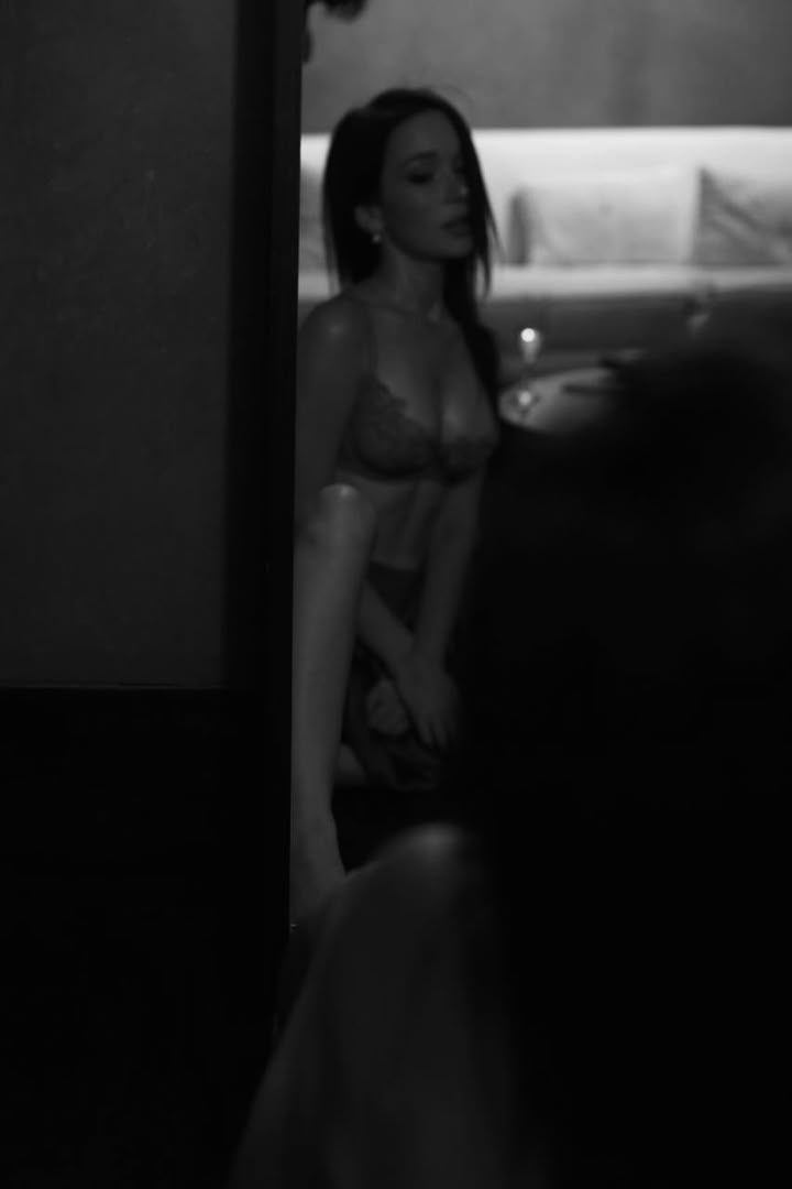 Jessica Indépendante - Photographie d'art intimiste 61